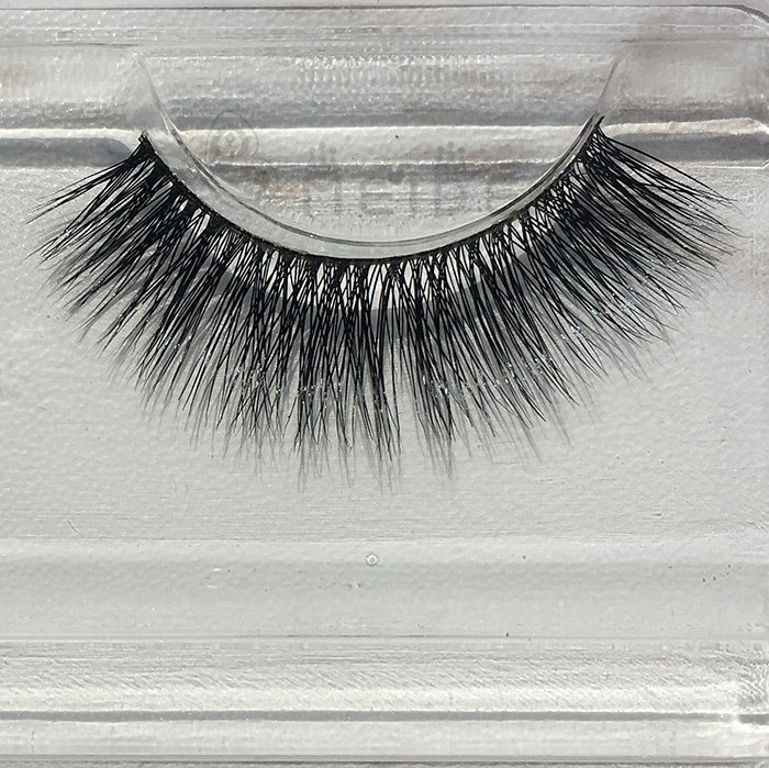 Mink eyelash extension